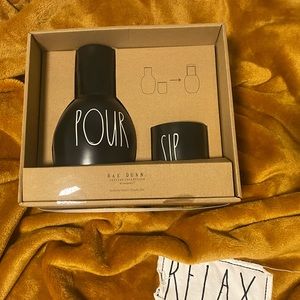 NWT Rae Dunn by Magenta Bedside Water Carafe